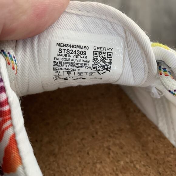 Sperry Sneakers Mens Size 12 Striper II CVO PRIDE White RAINBOW STS24309 LGBTQ - Picture 7 of 11